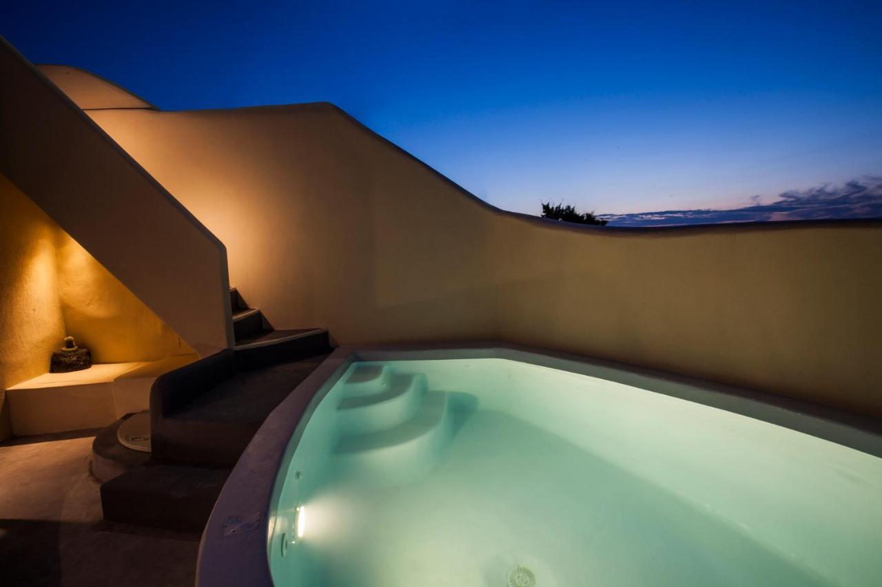 أويا Cupola Suites المظهر الخارجي الصورة