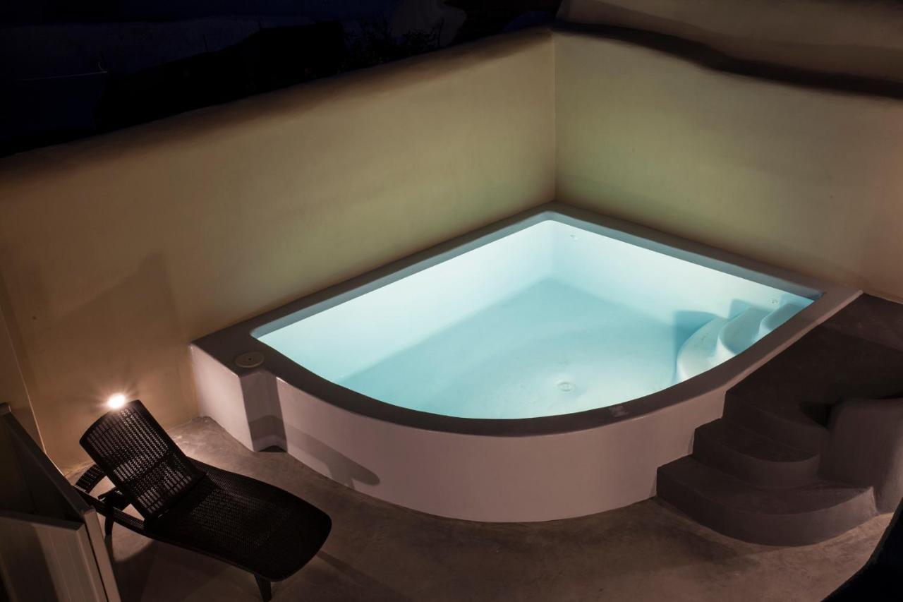 أويا Cupola Suites المظهر الخارجي الصورة
