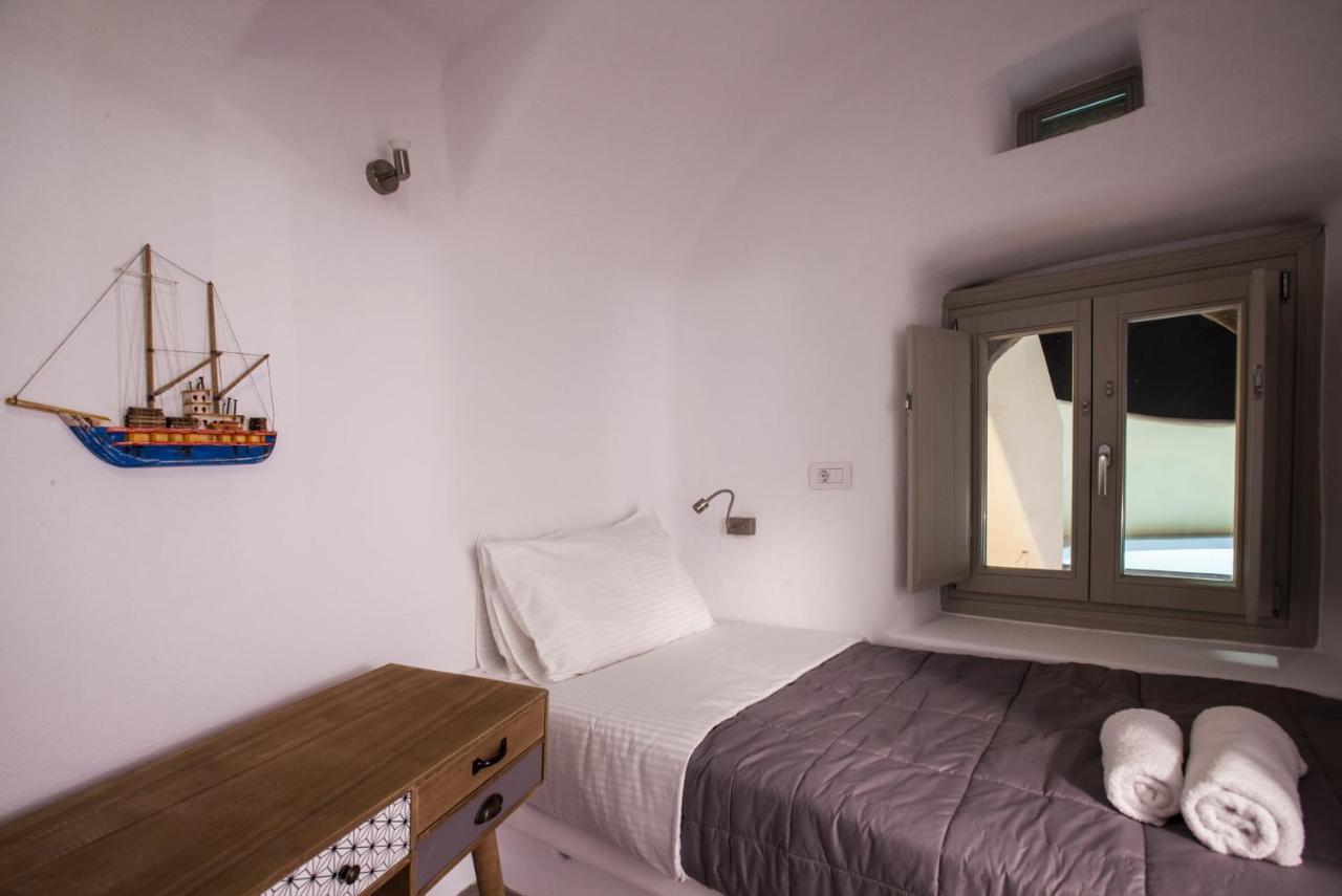 أويا Cupola Suites المظهر الخارجي الصورة