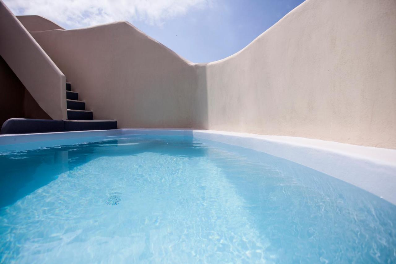 أويا Cupola Suites المظهر الخارجي الصورة